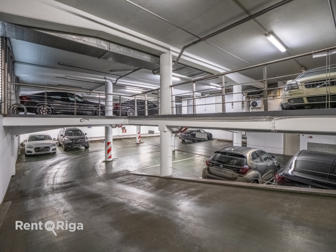 Sludinājumi. Jauns birojs ar atvērtu plānojumu.  Tas atrodas mūsdienīgā biroju ēkā Klusajā centrā.  Nomniekam Cena: 1102 EUR/mēn Foto #5