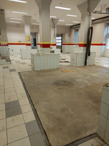 Sludinājumi. Iznomā servisa telpas Āgenskalnā  410 m, 1. stāvs, 12 telpas  Tiek iznomātas plašas servisa telpas Cena: 1845 EUR/mēn Foto #9