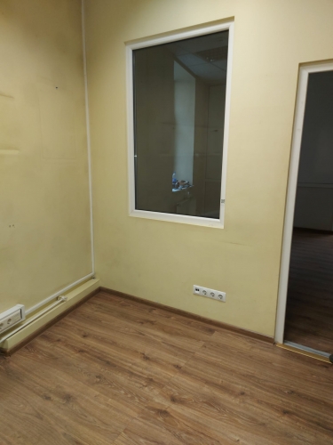 Sludinājumi. Īpašnieks piedāvā tirdzniecības telpas Āgenskalnā  Nometņu ielā 3, 160 m  Tiek iznomātas Cena: 1046 EUR/mēn Foto #6