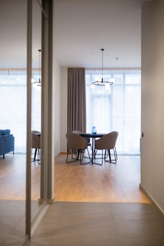 Sludinājumi. Stilīgs 3 istabu dzīvoklis ar terasi Dzintaros  ilgtermiņa īrei.  Plašs un gaišs dzīvoklis modernā Cena: 1500 EUR/mēn Foto #4