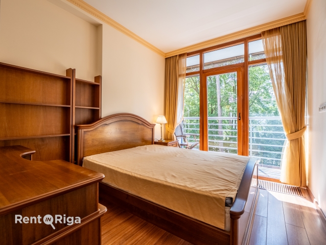 Sludinājumi. Saulains dzīvoklis ar balkonu, 100 m no jūras. Atrodas kāpu zonā elitārā projektā Marienbad.  Cena: 143000 EUR Foto #4