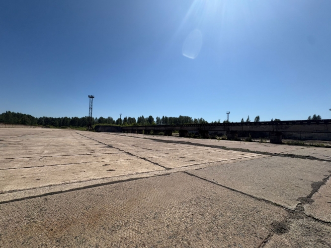 Sludinājumi. Betona laukuma noma  5,000 m | Rīga, Šķirotava  Tiek iznomāta betona laukuma platība 5,000 m Cena: 4000 EUR/mēn Foto #3