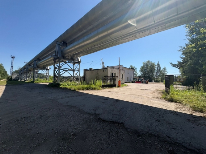 Sludinājumi. Betona laukuma noma  5,000 m | Rīga, Šķirotava  Tiek iznomāta betona laukuma platība 5,000 m Cena: 4000 EUR/mēn Foto #1