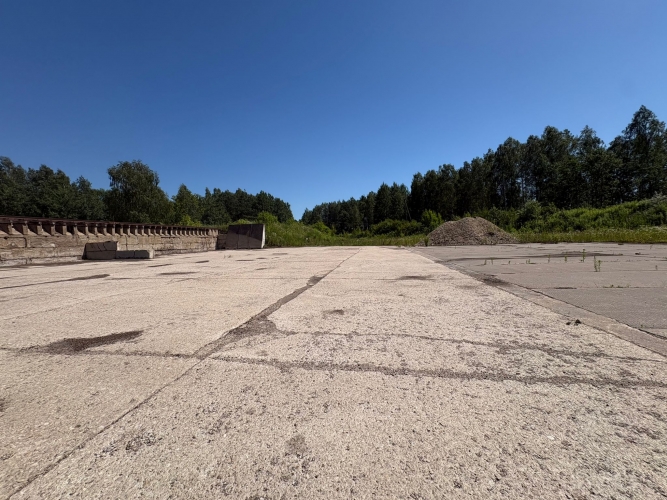 Sludinājumi. Betona laukuma noma  5,000 m | Rīga, Šķirotava  Tiek iznomāta betona laukuma platība 5,000 m Cena: 4000 EUR/mēn Foto #5