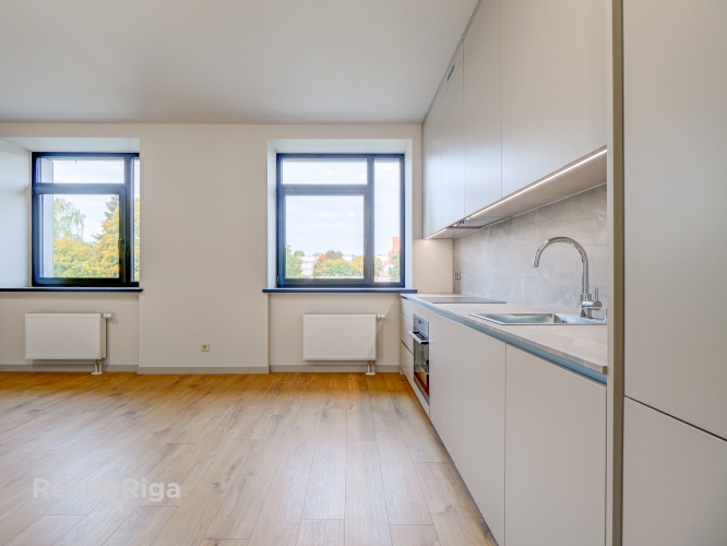 Sludinājumi. Mūsdienīgs un līdz detaļām pārdomāts 2-istabu dzīvoklis Lielirbes ielā 9a  lokācijā, kas piedāvā Cena: 106500 EUR Foto #3