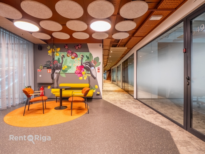 Объявление. Арендуйте офис в коворкинге в Галерии Рига!  Без первоначальных вложений  полностью оборудован и Цена: 1400 EUR/мес. Foto #3