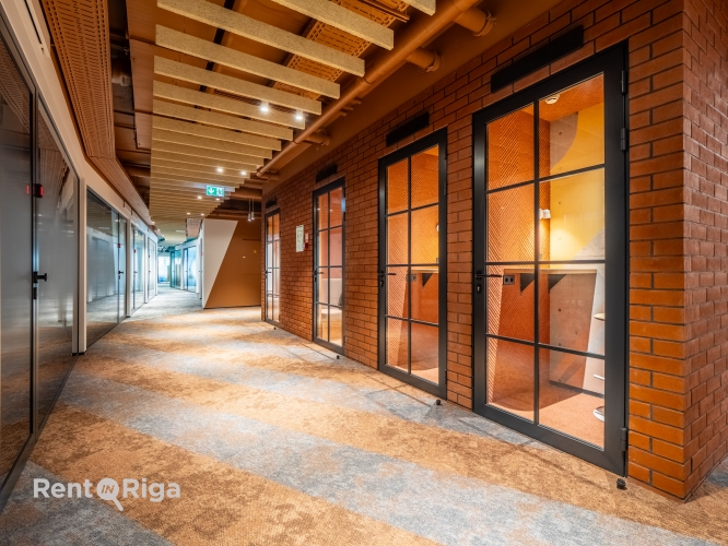 Объявление. Арендуйте co-working офис в Galerija Rīga!  Без начальных вложений  полностью оборудован и готов к Цена: 1400 EUR/мес. Foto #3