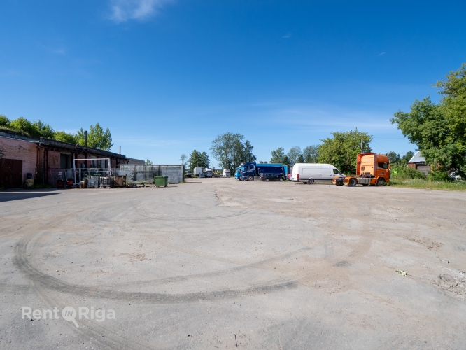 Объявление. Продаётся коммерческая недвижимость с 5 зданиями и участком 1.861 га  Румбула, Рига Адрес: ул. Цена: 1.75e+06 EUR Foto #6