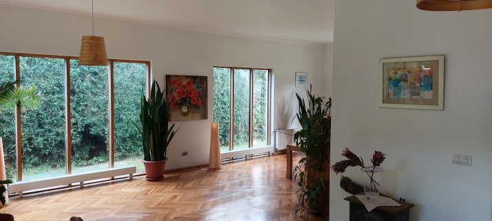 Sludinājumi. Pārdodu māju Lucavsalā  pie Daugavas, klusā un zaļā vidē Moderna, energoefektīva māja nodošanas Cena: 410000 EUR Foto #6