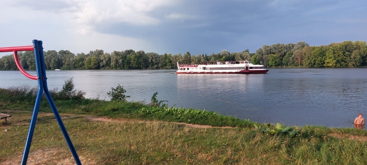 Sludinājumi. Pārdodu māju Lucavsalā  pie Daugavas, klusā un zaļā vidē Moderna, energoefektīva māja nodošanas Cena: 410000 EUR Foto #3