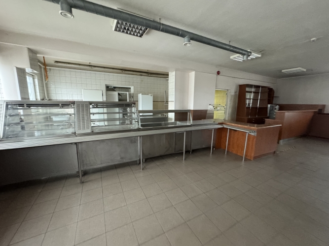 Sludinājumi. Tirdzniecības telpas Purvciemā.  + Telpas ēdināšanas uzņēmumam ar izmantošanas kodu 12.11; + 1. Cena: 2200 EUR/mēn Foto #2