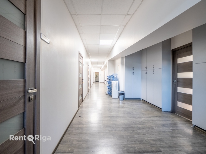 Объявление. Офисное помещение в аренду  ул. Цесвайнес 11A  2-й этаж.  Основная информация: - Планировка: Цена: 228 EUR/мес. Foto #5