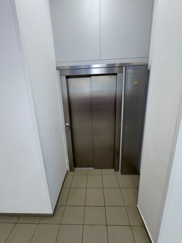 Sludinājumi. Tirdzniecības telpas nomai Daugavpilī  Strādnieku ielā 103  Iznomā komerctelpas 250 m platībā Cena: 1000 EUR/mēn Foto #4