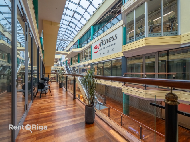 Sludinājumi. Iznomā Co-working space biroju Galerija Rīga!  Bez sākotnējiem ieguldījumiem  pilnībā aprīkots un Cena: 1250 EUR/mēn Foto #4