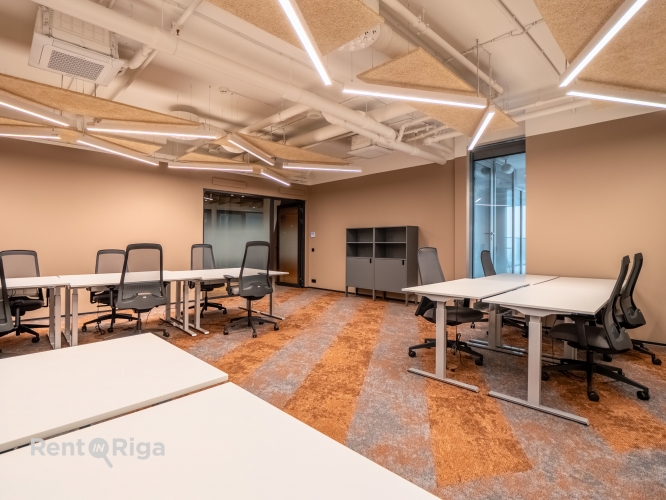 Sludinājumi. Iznomā Co-working space biroju Galerija Rīga!  Bez sākotnējiem ieguldījumiem  pilnībā aprīkots un Cena: 4200 EUR/mēn Foto #2