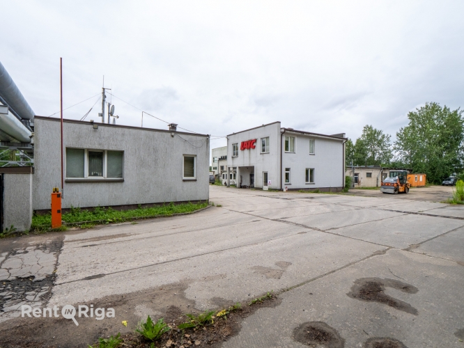 Sludinājumi. Iznomā rūpnieciskās attīstības teritoriju Rīgā Tiek iznomāti divi savstarpēji pieguļoši zemesgabali Cena: 20800 EUR/mēn Foto #8