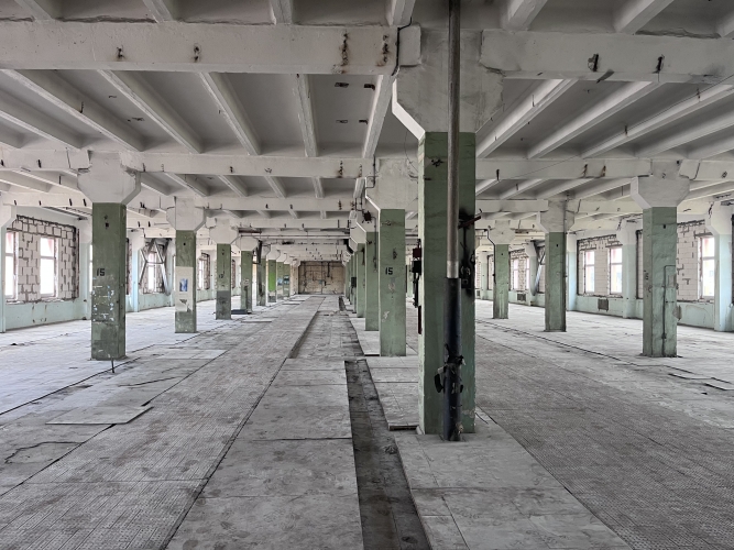 Sludinājumi. Iznomā ražošanas, noliktavas telpas Klijānu ielā 22.   Kopā stāvā platība- 1750m2. Telpas atrodas Cena: 5632 EUR/mēn Foto #4