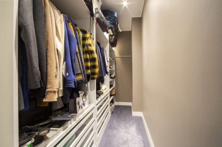 Sludinājumi. Šis moderni iekārtotais ģimenes dzīvoklis atrodas prestižajā projektā \'Merks Viesturdārzs\', Cena: 490000 EUR Foto #9