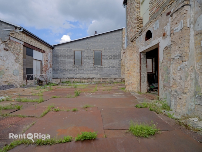 Sludinājumi. Pārdošanā komercobjekts  Balta iela 3, Rīga  Tiek pārdots daudzfunkcionāls komercobjekts, kas Cena: 600000 EUR Foto #5