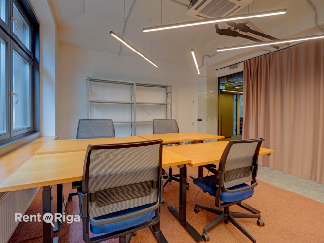 Объявление. Коворкинг-офисы в самом сердце Старой Риги  фиксированная цена, максимальная выгода  Мы предлагаем Цена: 1620 EUR/мес. Foto #2