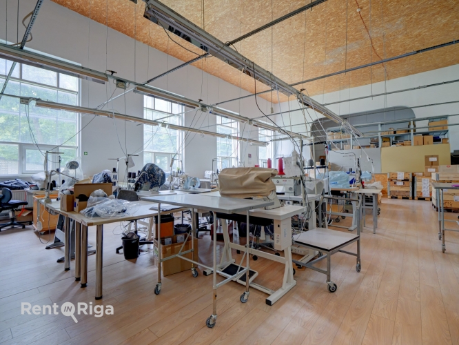 Объявление. Складские и офисные помещения с действующим денежным потоком  Местоположение Объект находится на Цена: 600000 EUR Foto #7