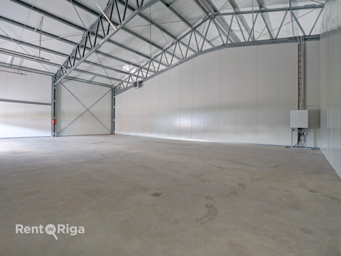 Объявление. Компактные складские/производственные помещения в Пиньки  216 м  Сдаются в аренду функциональные Цена: 1512 EUR/мес. Foto #3