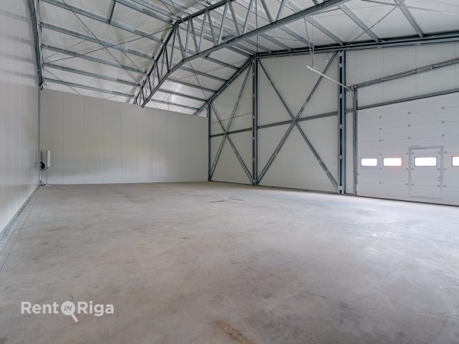 Объявление. Компактные складские/производственные помещения в Пиньки  216 м  Сдаются в аренду функциональные Цена: 1512 EUR/мес. Foto #2