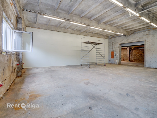 Sludinājumi. Kompaktas telpas ar siltumsūkni un atsevišķu iebrauktuvi  108 m, Piņķi  Tiek iznomātas modernas un Cena: 648 EUR/mēn Foto #4