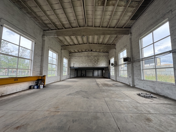 Объявление. Отапливаемые складские / производственные помещения в Елгаве      1-й этаж;      Ровный бетонный Цена: 1944 EUR/мес. Foto #4