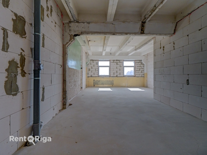 Sludinājumi.  Cena: 41400 EUR Foto #4