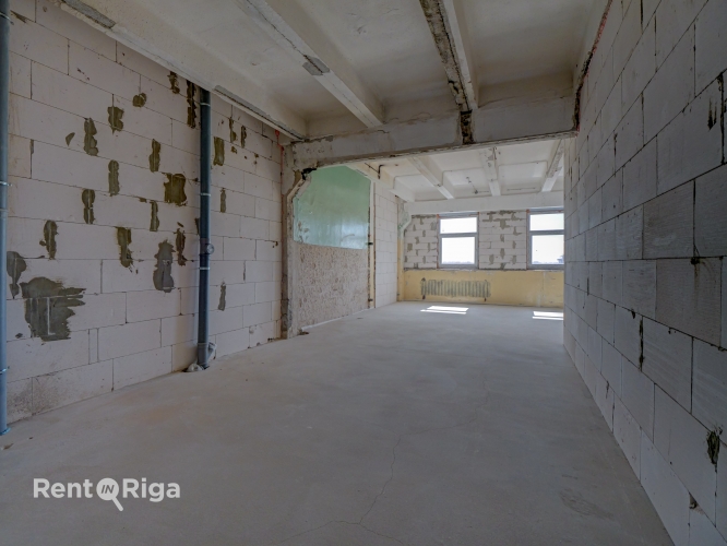 Sludinājumi.  Cena: 41400 EUR Foto #5