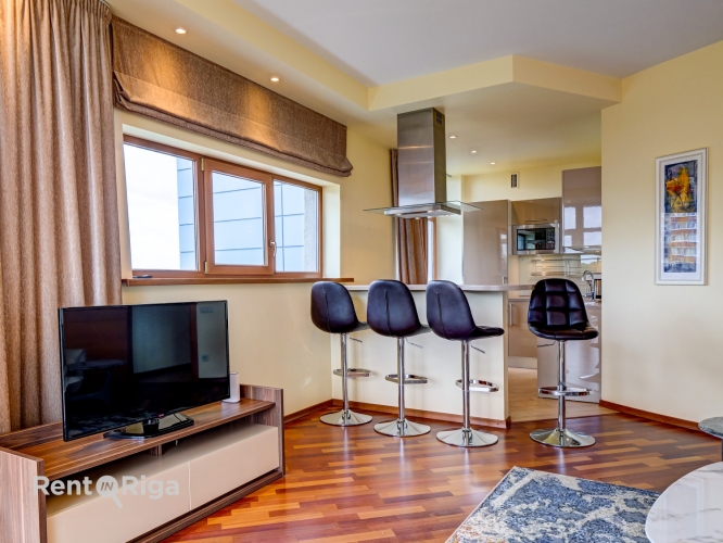 Sludinājumi. Gaišs un kluss 2 guļamistabu dzīvoklis Mežaparkā ar brīnišķīgu skatu uz Ķīšezeru.  Piedāvājumā  Cena: 209000 EUR Foto #6