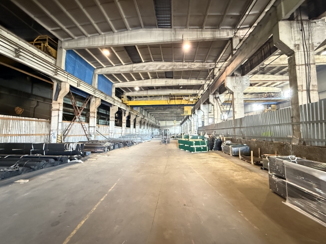 Объявление. Складские помещения с тельферами в портовом терминале Port Magnat  Грузовой портовый терминал Port Цена: 7700 EUR/мес. Foto #3