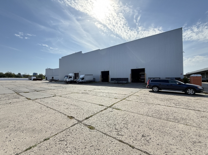 Объявление. Складские помещения с тельферами в портовом терминале Port Magnat  Грузовой портовый терминал Port Цена: 7700 EUR/мес. Foto #8