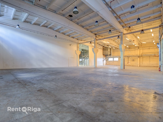 Объявление. Для долгосрочной аренды предлагаются отапливаемые помещения для склада, производства или магазина Цена: 6350 EUR/мес. Foto #4