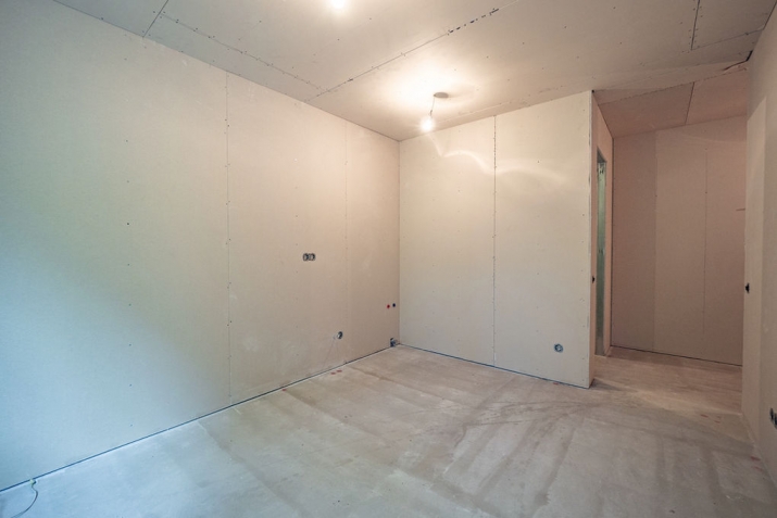 Sludinājumi. Lieliski dzīvokļi netālu no Ķīšezera.  \'Ezera SOLO\' atrodas klusā un zaļā Mežaparka apkaimē Rīgā, Cena: 25944 EUR Foto #3