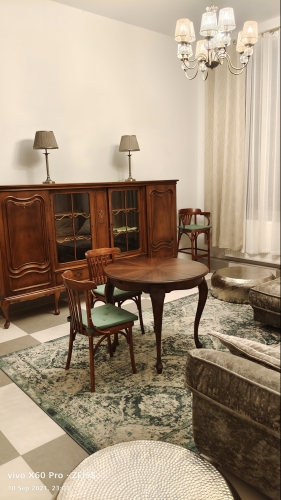 Sludinājumi. Ilgtermiņa īrei pieejams silts un saulains dzīvoklis privātmājā- ar atsevišķu ieeju.   Dzīvoklis ir Cena: 700 EUR/mēn Foto #4