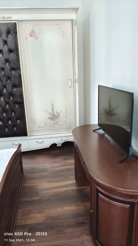 Sludinājumi. Ilgtermiņa īrei pieejams silts un saulains dzīvoklis privātmājā- ar atsevišķu ieeju.   Dzīvoklis ir Cena: 700 EUR/mēn Foto #9