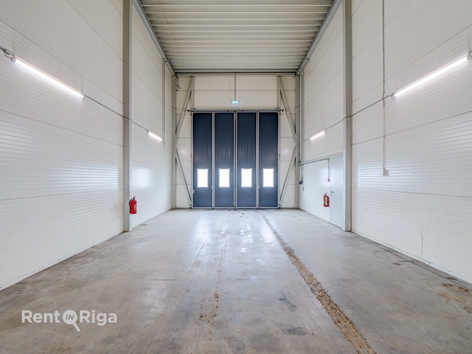 Sludinājumi. Mūsdienīgas telpas ar paceļamajiem vārtiem telpu abās puses.  + Griestu augstum 7m, gāzes pūtēji; + Cena: 1235 EUR/mēn Foto #5