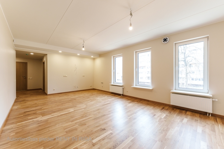 Объявление. Продаётся помещение, подходящее под офис, в новом здании на пересечении улиц Баускас и Вея. Цена: 119995 EUR Foto #5