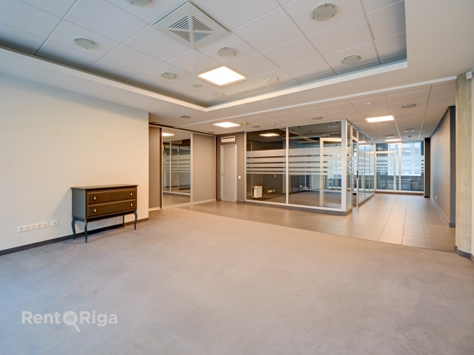 Объявление. Офисные помещения класса B улицe Муксалас, бизнес-центр European Trade Center  Сдаются современные Цена: 8100 EUR/мес. Foto #8