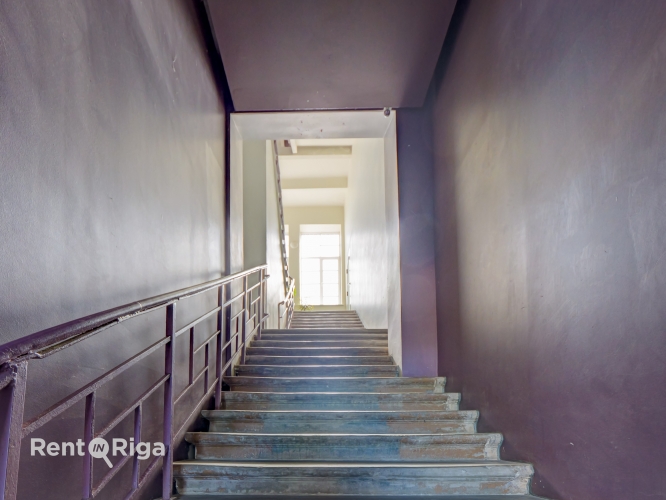 Sludinājumi. Neliels birojs nomai Brasas tilta rajonā, Tēraudlietuves ielā 22.  Piedāvājam 20 m biroja telpas Cena: 160 EUR/mēn Foto #8