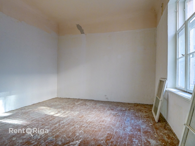 Sludinājumi. Iegādei pieejams divistabu dzīvoklis vēsturiskā ēka pašā centrā.  Šī ir lieliska investīcijai Cena: 65250 EUR Foto #4