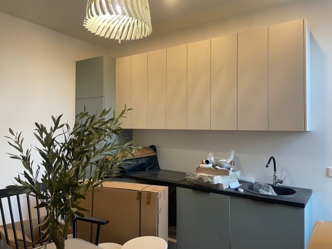 Sludinājumi. Tiek pārdots elegants dzīvoklis pilnībā renovētā vēsturiskā ēkā. Dzīvoklis pārdodas ar kvalitatīvu Cena: 102050 EUR Foto #3