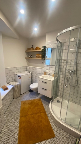 Sludinājumi. Pārdod mājīgu un kvalitatīvi renovētu dzīvokli Rīgas centrā!  Pārdod dzīvokli, kas apvieno Cena: 116400 EUR Foto #7