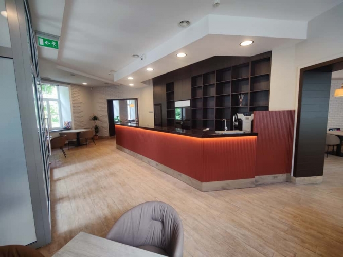 Sludinājumi. Unikālas un greznas restorāna telpas Rīgas sirdī!   Ideāla atrašanās vieta  elegantajā Vērmanes Cena: 10000 EUR/mēn Foto #3