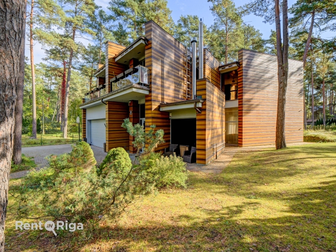 Объявление. Продаётся красивый двухэтажный частный дом у моря.  Эксклюзивная возможность приобрести дом в Цена: 349000 EUR Foto #2