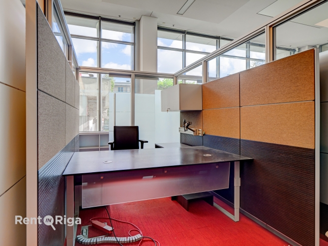Sludinājumi. Telpas pie galvenās ieejas  elastīgs risinājums jūsu biznesam!  + 1. stāvs, tieši pie galvenās Cena: 2200 EUR/mēn Foto #7