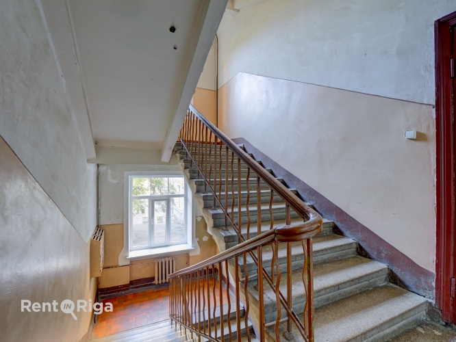 Sludinājumi. Pārdod 4 istabu dzīvokli Rīgas centrā!  Telpas ir apvītas ar gaismu un vērību, ar augstiem Cena: 146500 EUR Foto #4