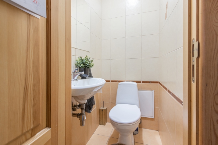 Sludinājumi. Pārdod gaišu un mājīgu 3 istabu dzīvokli Āgenskalnā!  Īpašs un reti pieejams - plašs 3 istabu Cena: 109400 EUR Foto #8